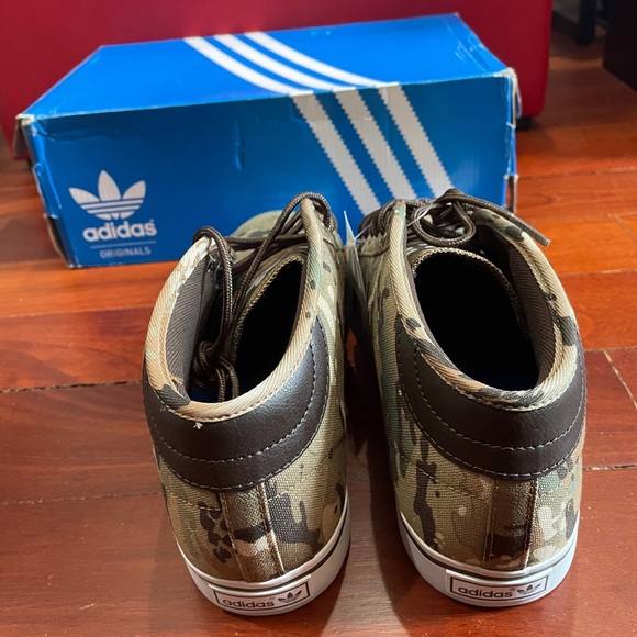 Men’s Never Worn FOTB Camo Seeley Adidas (size 11) - Picture 4 of 5